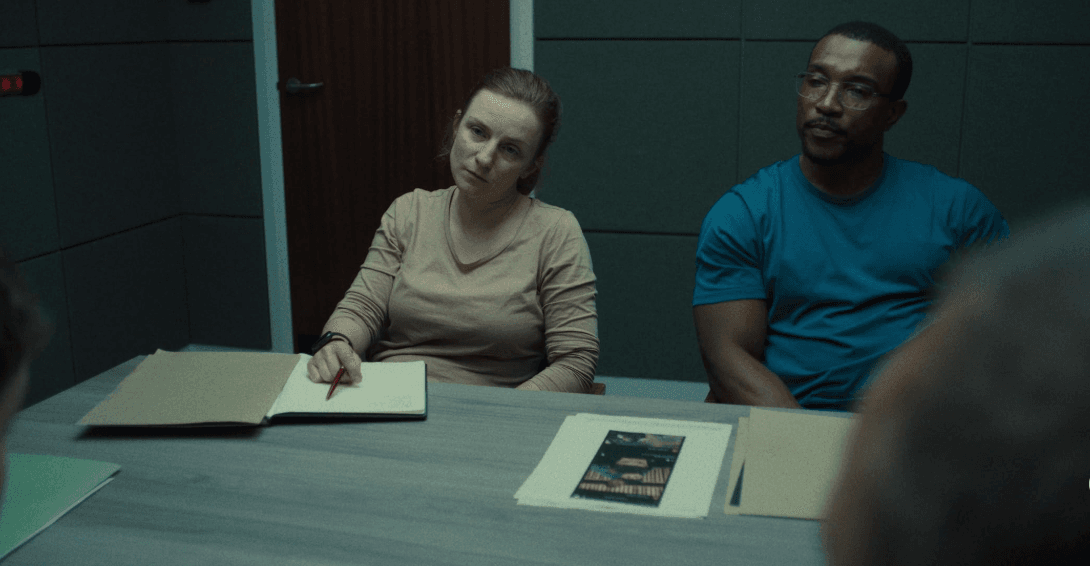 تحلیل سریال Adolescence (2025) | چرا این مینیسریال جنایی روانشناختی ساخته نتفلیکس پدیده شد؟ 4 صحنه بازجویی